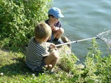 ﻿Malí rybáři